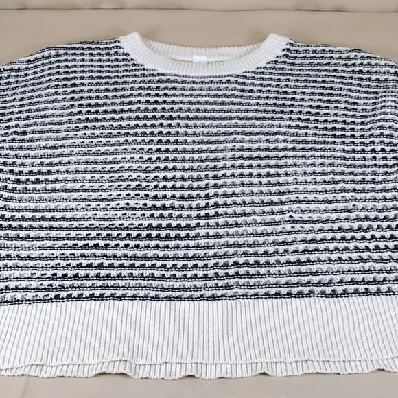 Old Navy Black White Striped Knit Cotton Pullover Patterned Crewneck Sweater - Picture 10 of 11